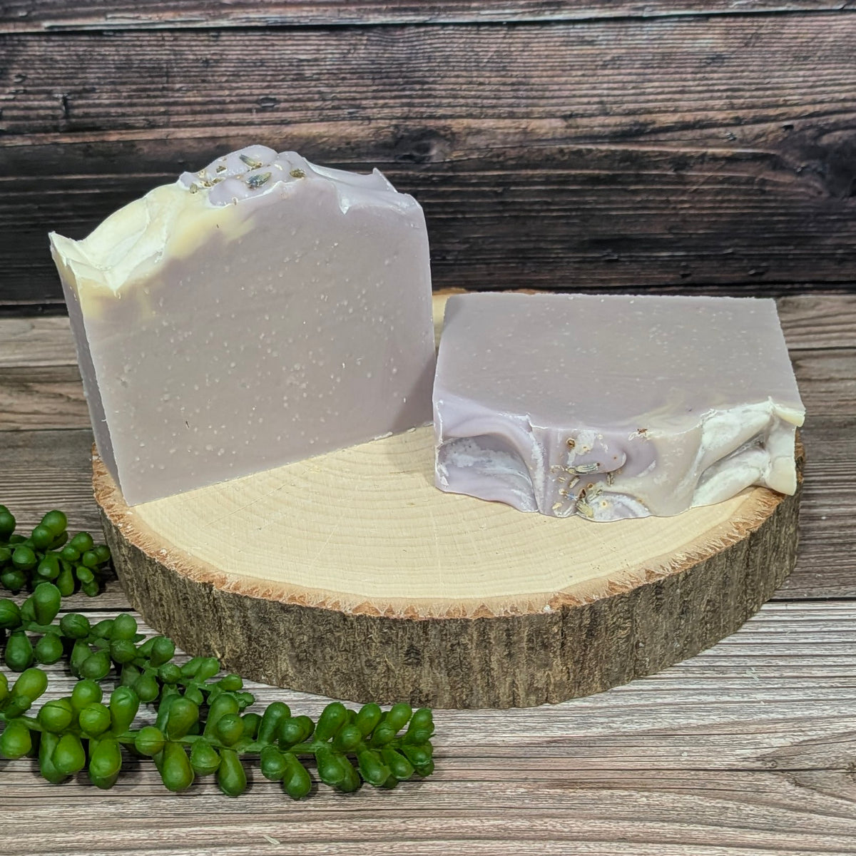 Lavender Fields Soap with Goat Milk, Honey and Beeswax
