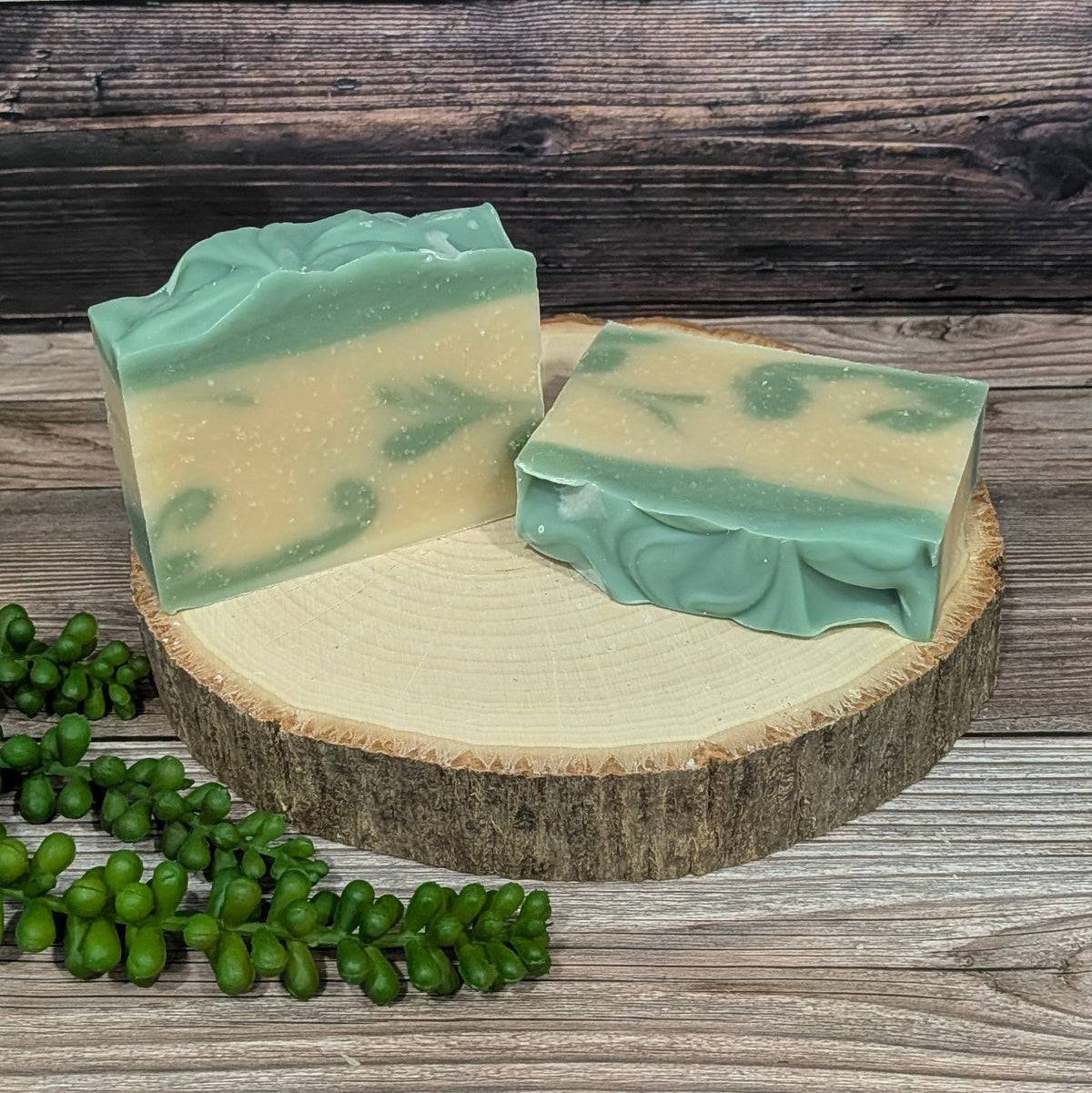Eucalyptus & Honey Soap with Goat Milk, Honey and Beeswax